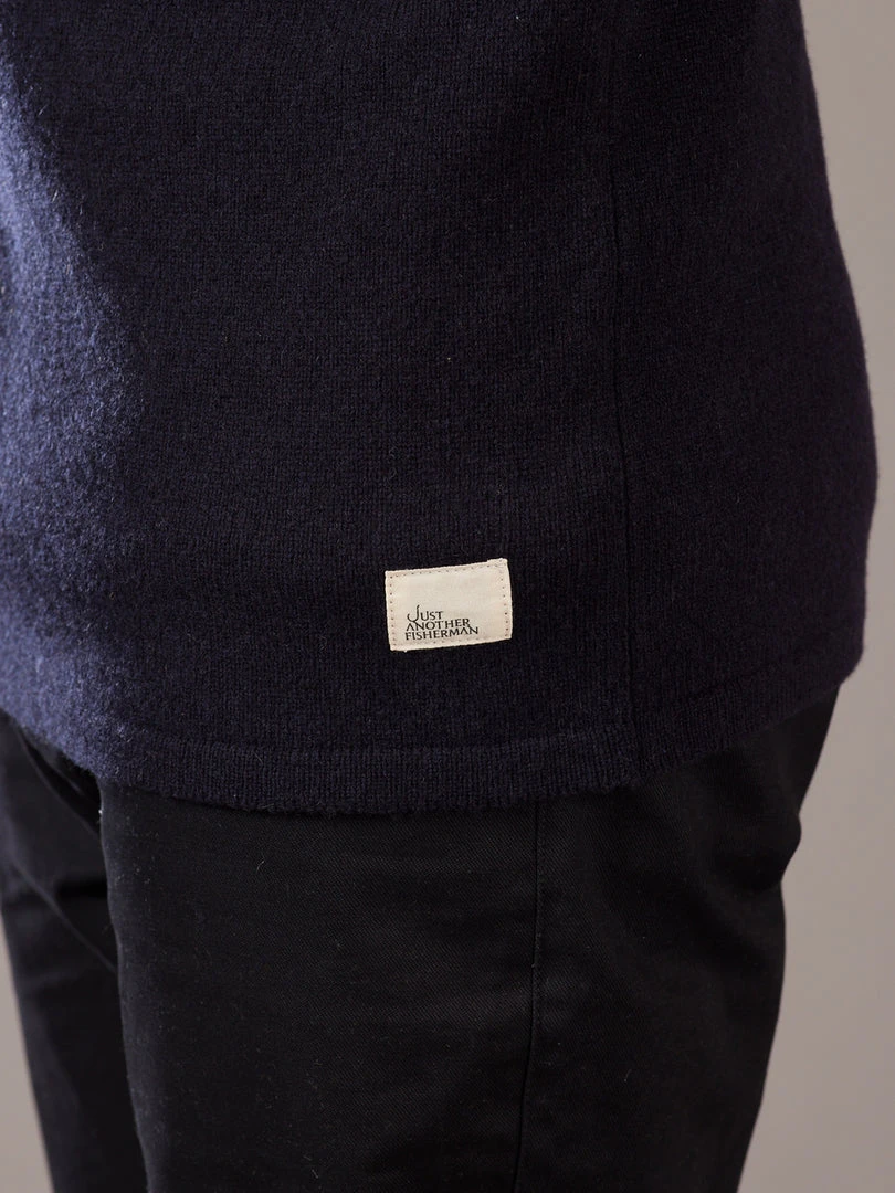 Just Another Fisherman MERINO SEA TEE - NAUTICAL BLACK 7 Just Another Fisherman MERINO SEA TEE - NAUTICAL BLACK