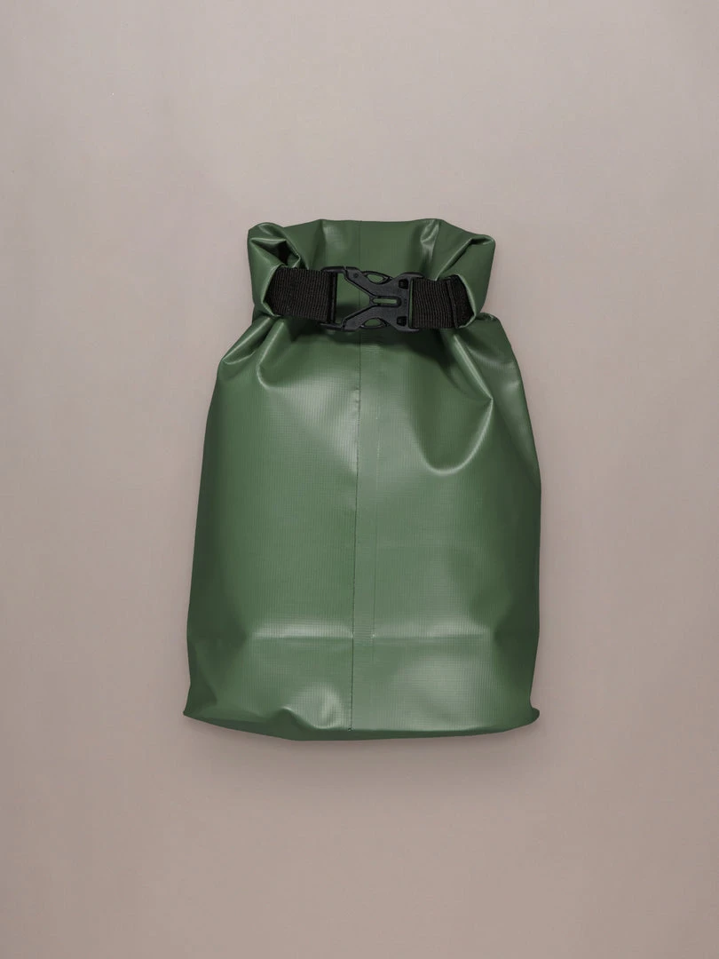 Just Another Fisherman MINI VOYAGER DRY BAG - KHAKI 5 Just Another Fisherman MINI VOYAGER DRY BAG - KHAKI